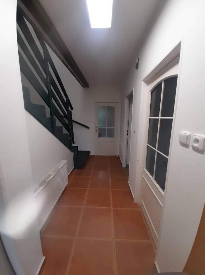 Petadvacitka Villa Česká Skalice Esterno foto