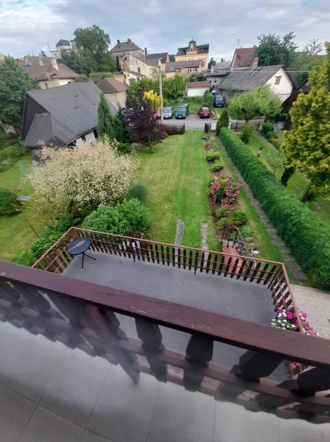 Petadvacitka Villa Česká Skalice Esterno foto