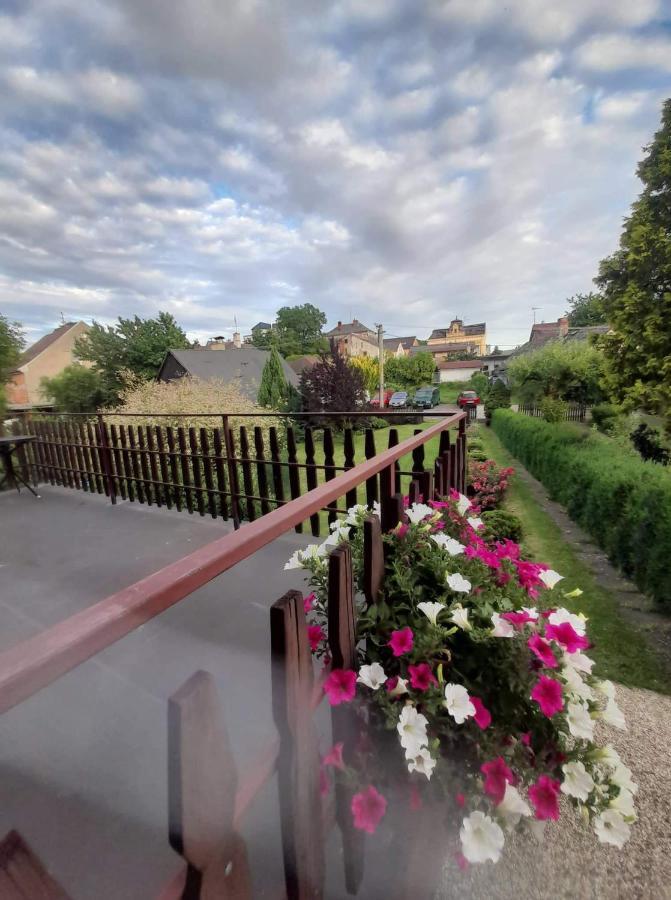 Petadvacitka Villa Česká Skalice Esterno foto